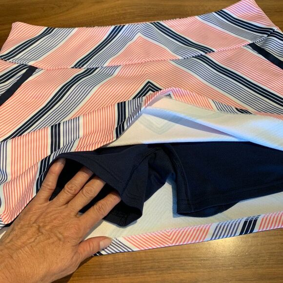 Adidas golf skort, EUC, navy red white, sz XL, cute and classic - Picture 6 of 14